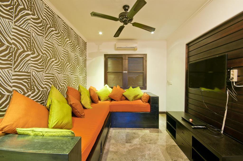 Villa Mahkota Seminyak Habitación foto