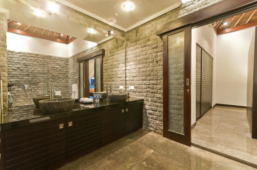 Villa Mahkota Seminyak Habitación foto