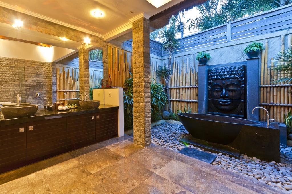 Villa Mahkota Seminyak Habitación foto